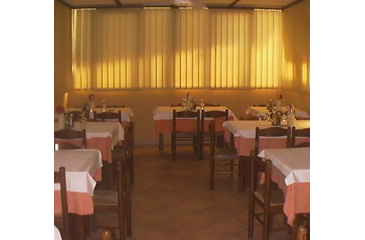 <a href='http://www.portaledelleosterie.it/andarosterie_cerca_dettaglio.php?id=77'><b>Cucina Casareccia da Marcello</b> - Roma (RM)</a>